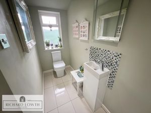 Downstairs Washroom/WC- click for photo gallery